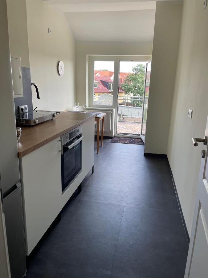 Schoene Neue 4 Zimmer Wohnung Mit Sued-Balkon Bis 8 Personen Νάουμπουργκ Εξωτερικό φωτογραφία